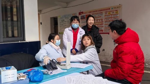 践行医者担当 传递生命之光——雅安仁康医院开展无偿献血活动
